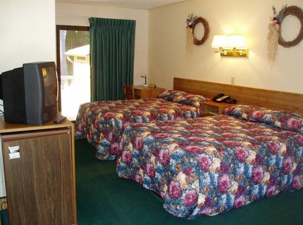 Tall Pines Motel Lake George Quarto foto